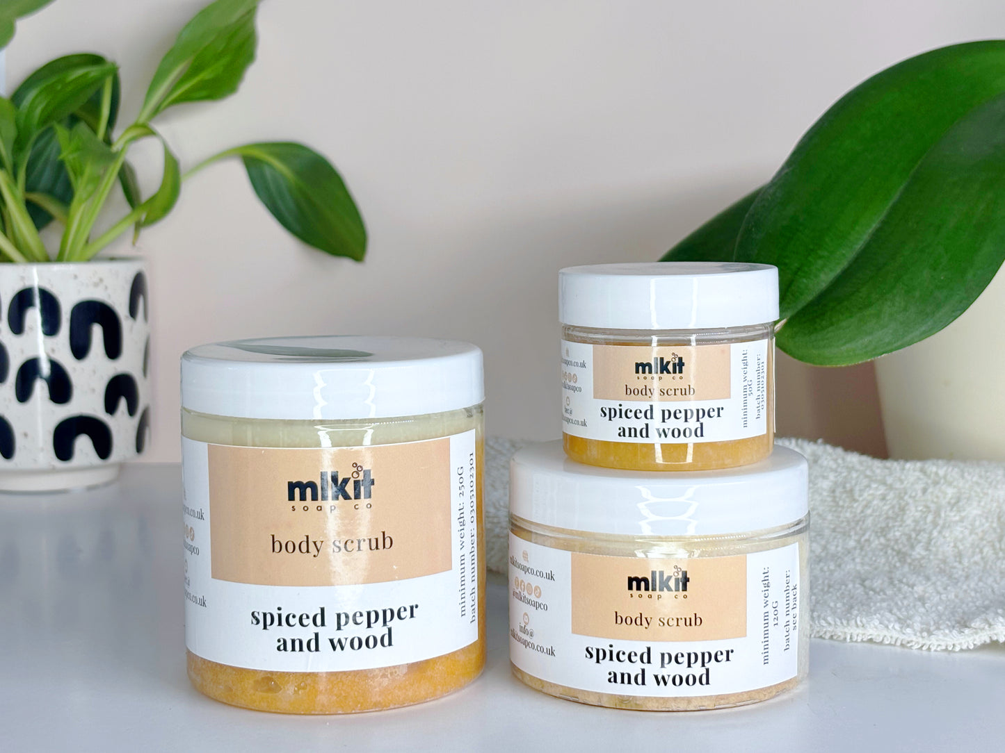 Spiced Pepper and Wood Body Scrub