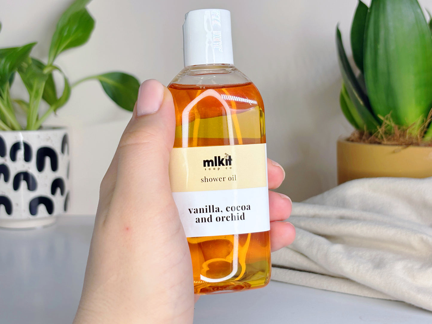 Vanilla, Cocoa and Orchid Shower Oil