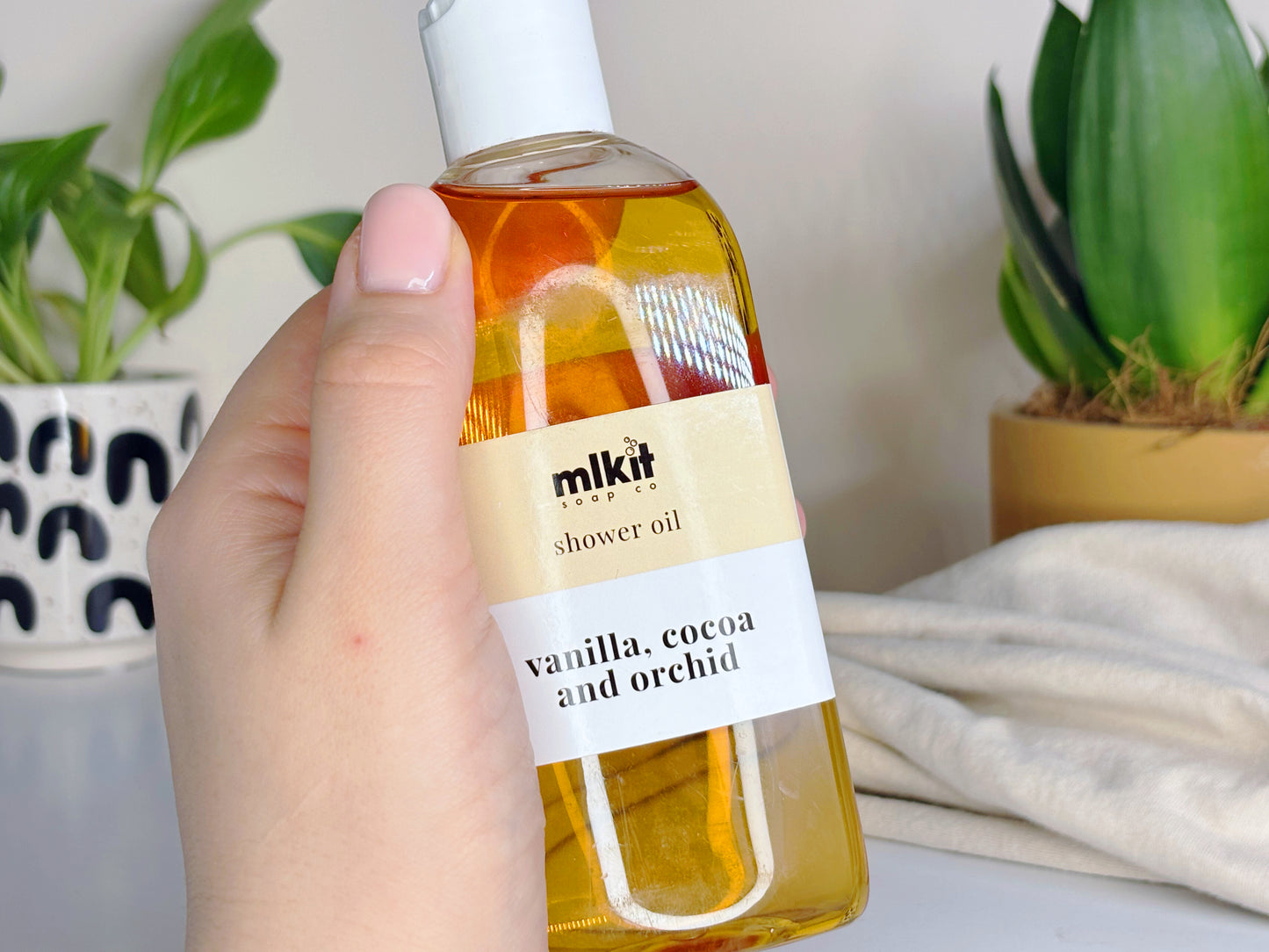Vanilla, Cocoa and Orchid Shower Oil
