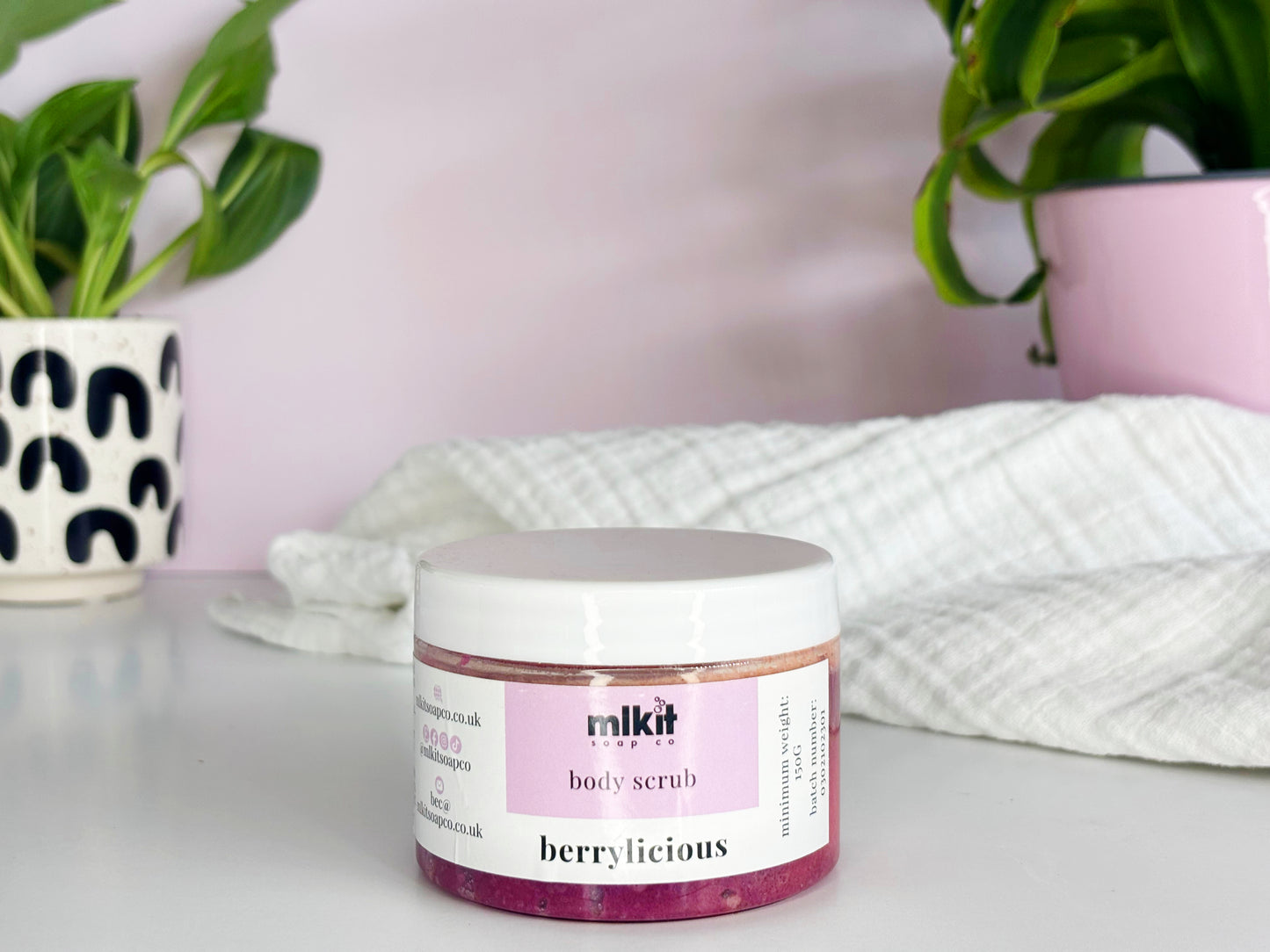 Berrylicious Body Scrub