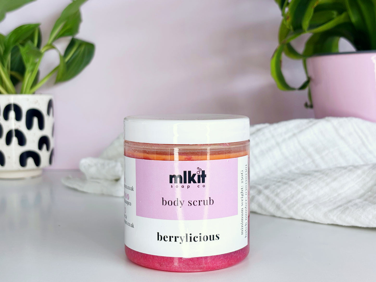 Berrylicious Body Scrub