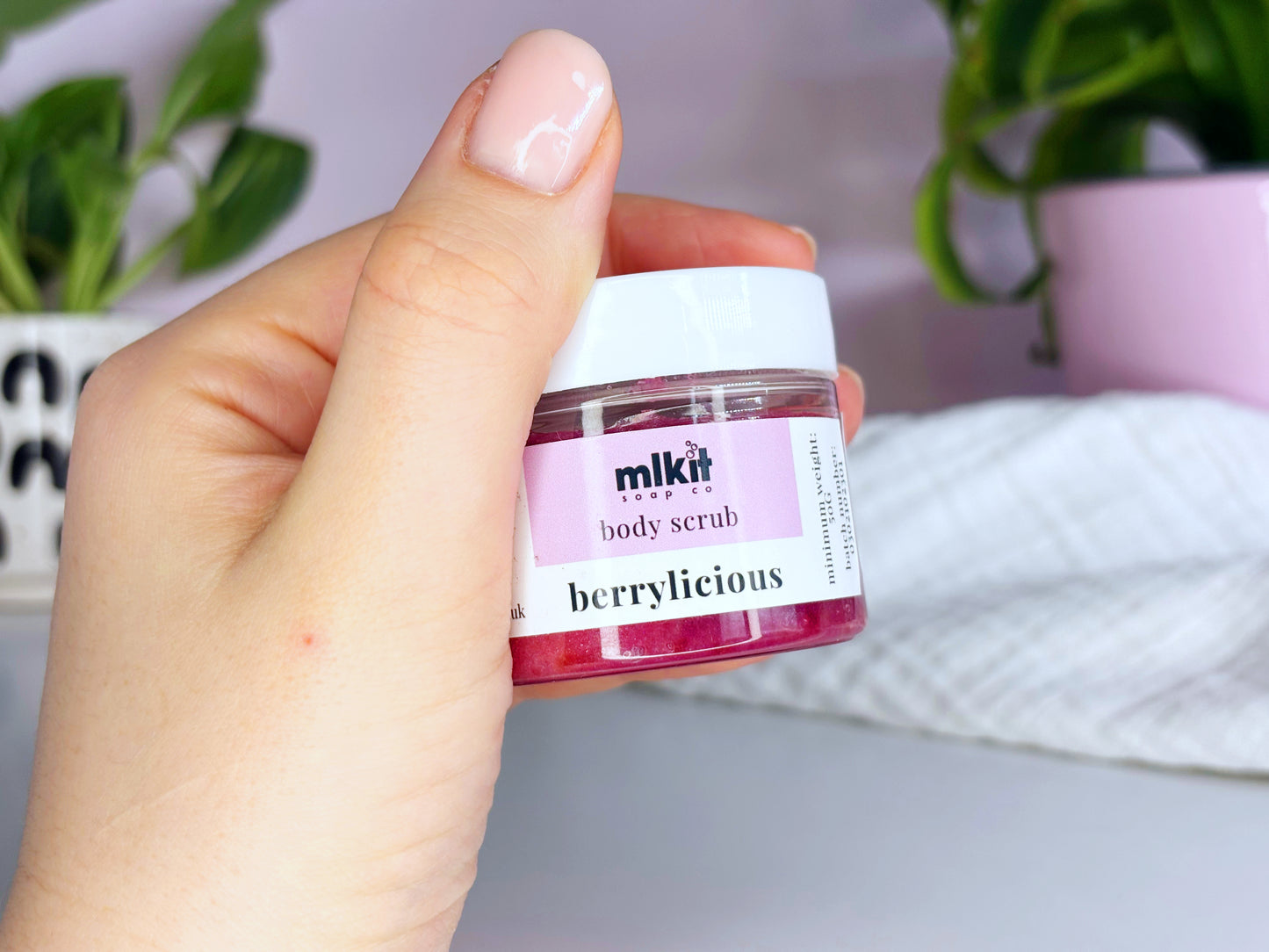 Berrylicious Body Scrub